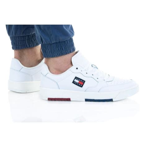tommy hilfiger kedai